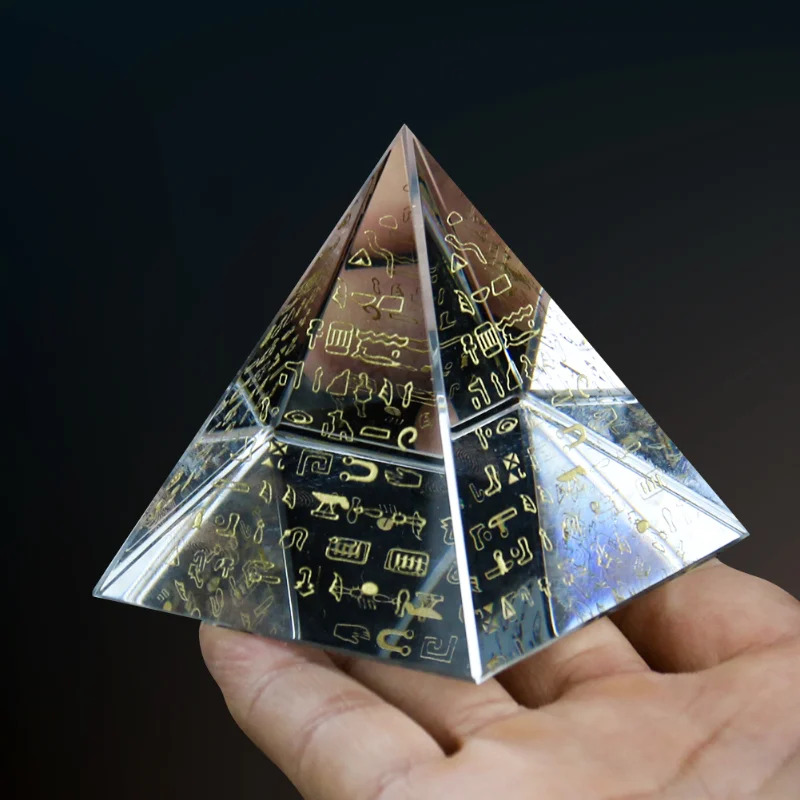 Egyptian Hieroglyph Crystal Py - Paper Weight Crystal recension och pris